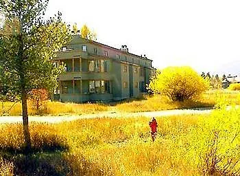 Lodge Rendezvous Mountain