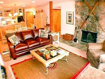 Rendezvous Mountain Lodge